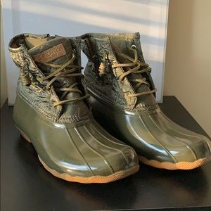Sperry duck boots